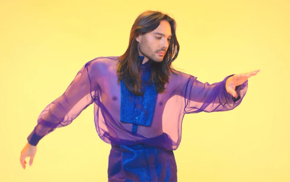 Paolo Ravley lança videoclipe para a faixa “Pele Morena”
