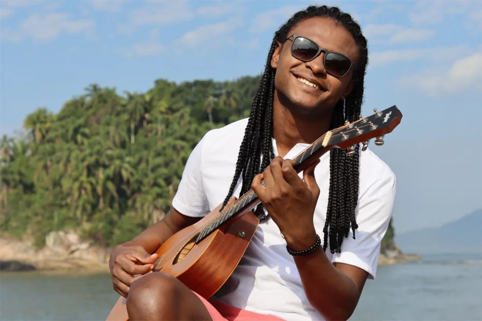 Nathan Ribeiro lança videoclipe para “Vem Amar”