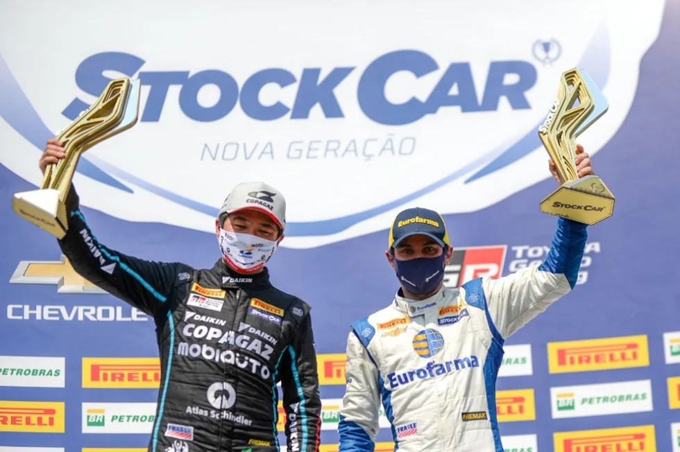 Com vitórias de Suzuki e Ricardo Maurício, Barrichello sai lider de Londrina