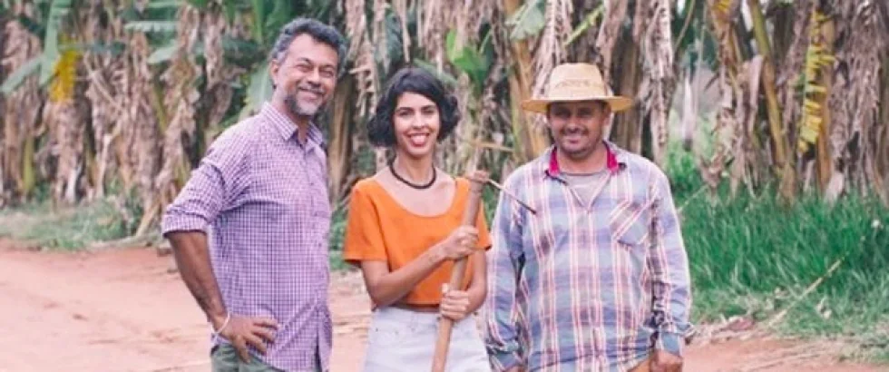 Bela Gil faz hoje live para cobrar do Congresso auxílio emergencial à agricultura familiar na pandemia