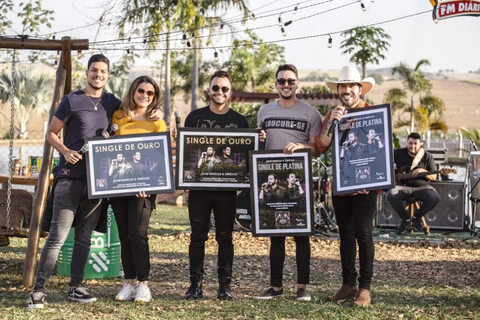 Juan Marcus e Vinícius lançam novo projeto com singles e clipes