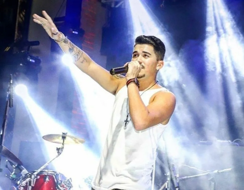 Cantor produz seu próprio reality show e expõe verdades do mundo do sertanejo