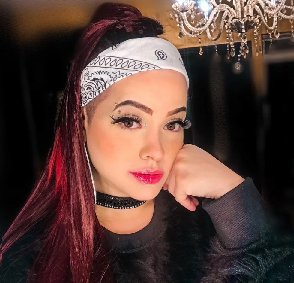 Mc Mari, revelação do brega funk revela novas parcerias com nomes consagrados