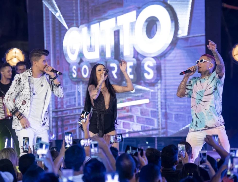Mesmo confinada, parceria de Mc Mirella com sertanejo rende frutos!