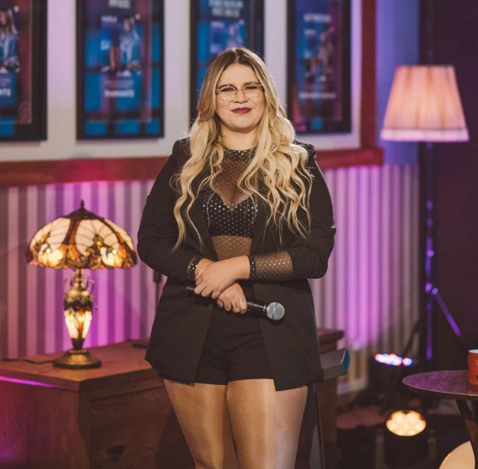 Após liderar os rankings de artista mais ouvida de 2020 no Spotify,  Deezer e no YouTube, Marília Mendonça lança música inédita