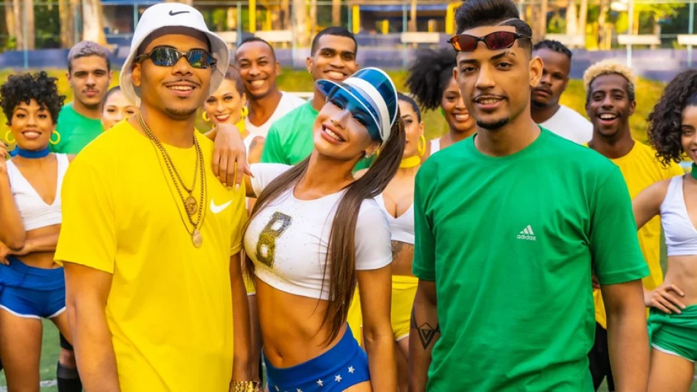 Ex-Panicat Babi Mu agora como Dj se prepara para novo lançamento musical