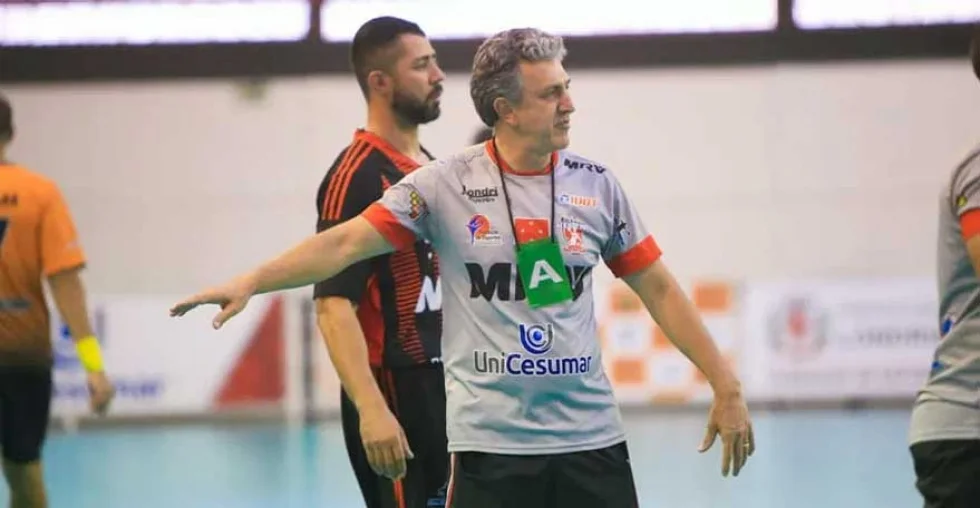 Técnico de handebol do Londrina integra Seleção Brasileira no Pré-Olímpico