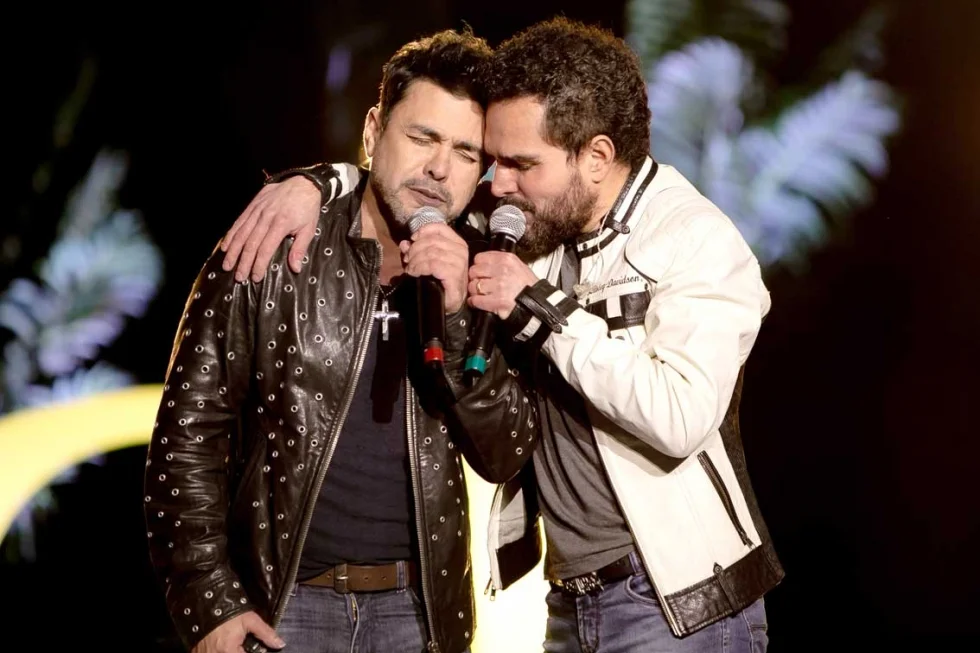 Completando 30 anos de carreira, Zezé Di Camargo e Luciano realizam show celebrativo no Espaço das Américas