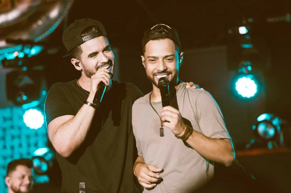 Thiago e Graciano divulgam último EP do projeto ‘No Bar da Facul’