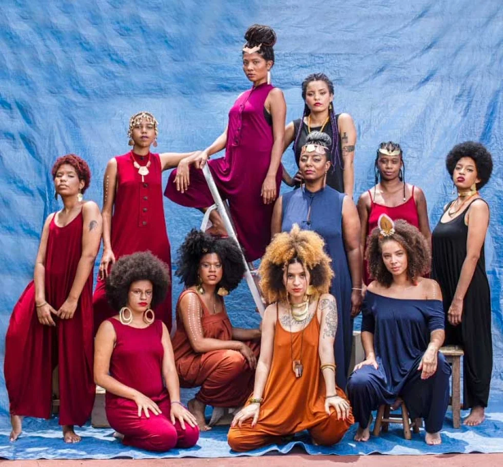 Funmilayo Afrobeat Orquestra terá programação online especial no mês de abril com shows, oficinas e bate-papos