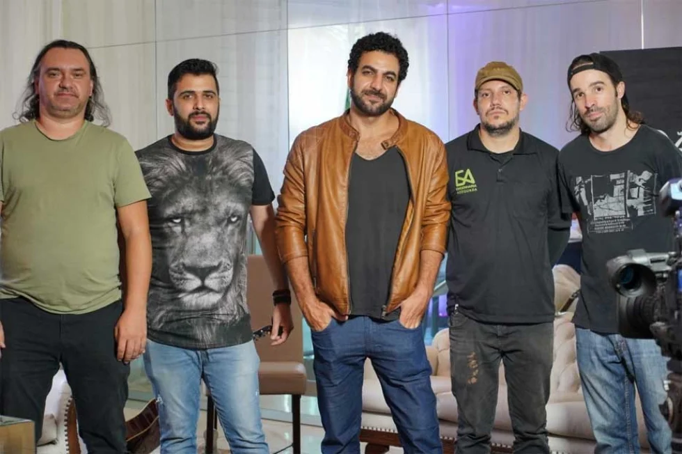 A banda "Abou e Os Caras Da Terra" lança álbum com 10 faixas inéditas
