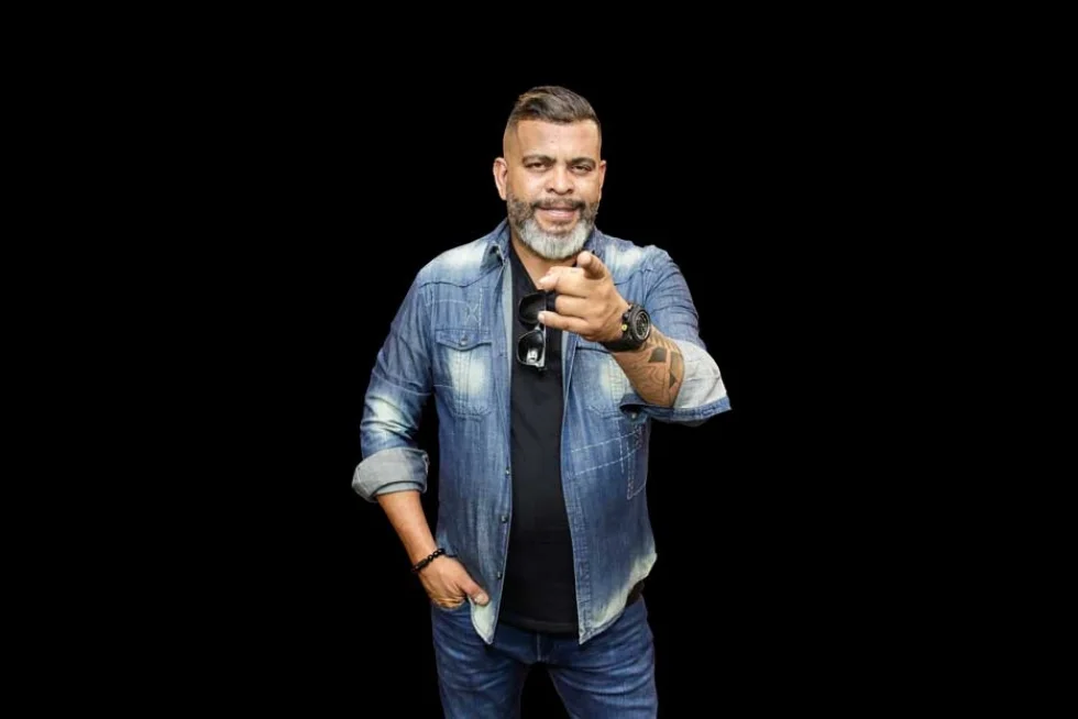 "O Nome Dela é Cachaça" é o hit que os boleiros tem curtido e que entrou no Top 10 das rádios nacionais