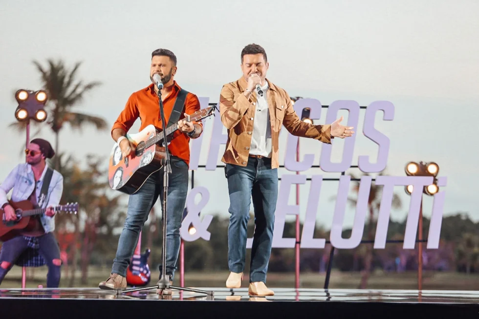 Marcos e Belutti gravam DVD em Campo de Golfe na presença de Israel e Rodolffo, Dilsinho, Hugo e Vitor e Dennis DJ