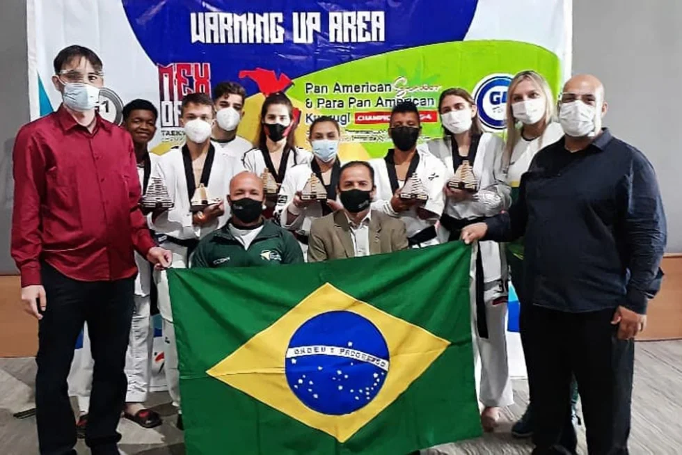 Com tempero paranaense, seleção ganha sete medalhas no Pan-Americano de Parataekwondo