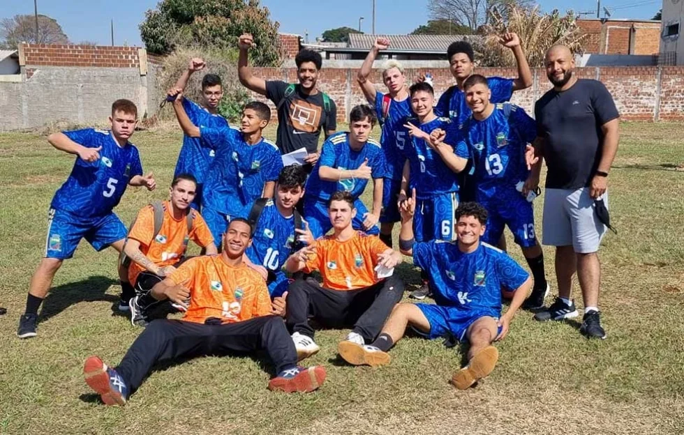 Pinhal: Handebol fica com o vice-campeonato dos Jogos Escolares
