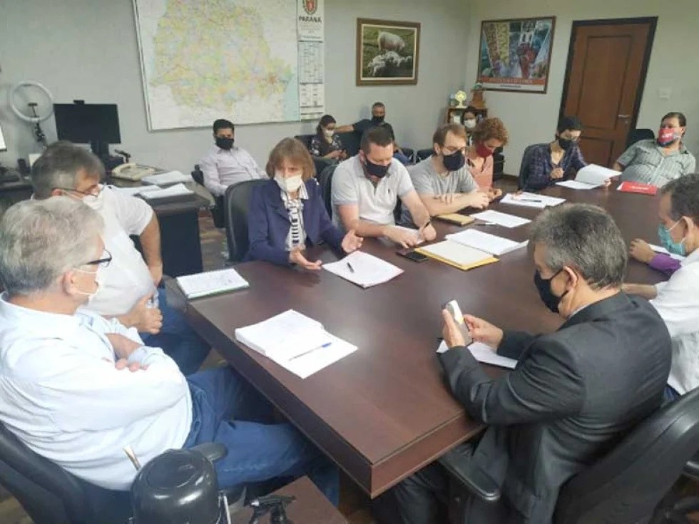 “A agricultura familiar do Paraná pede socorro”, diz a deputada Luciana Rafagnin