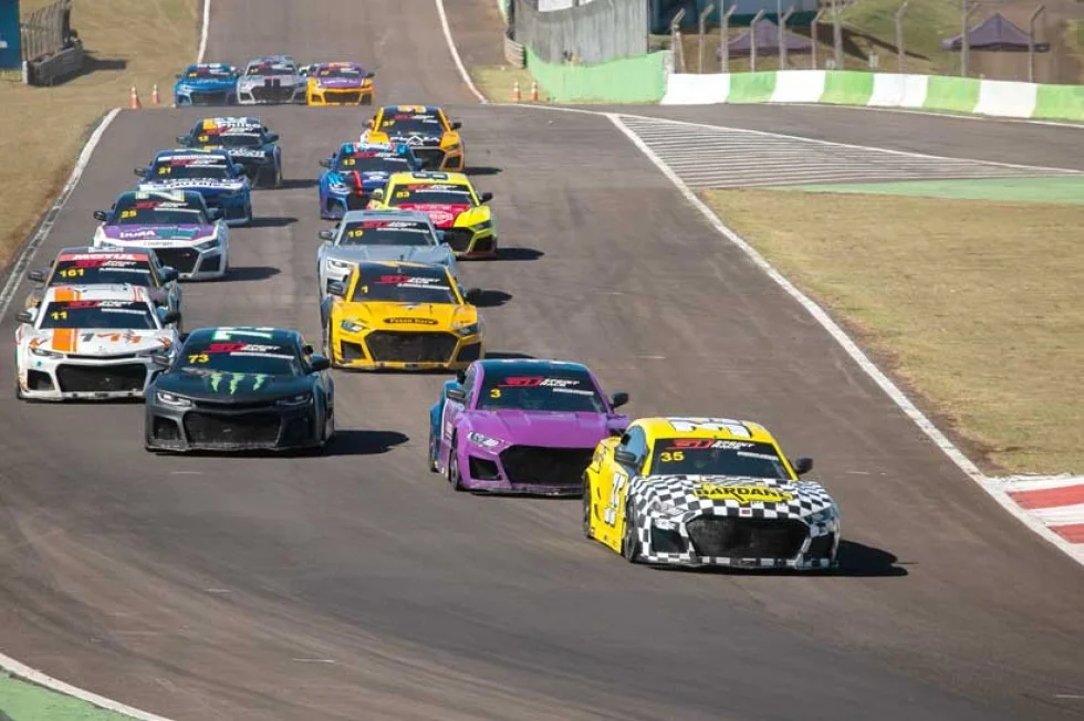 GT Sprint Race anuncia programação para Londrina com a Corrida Noturna