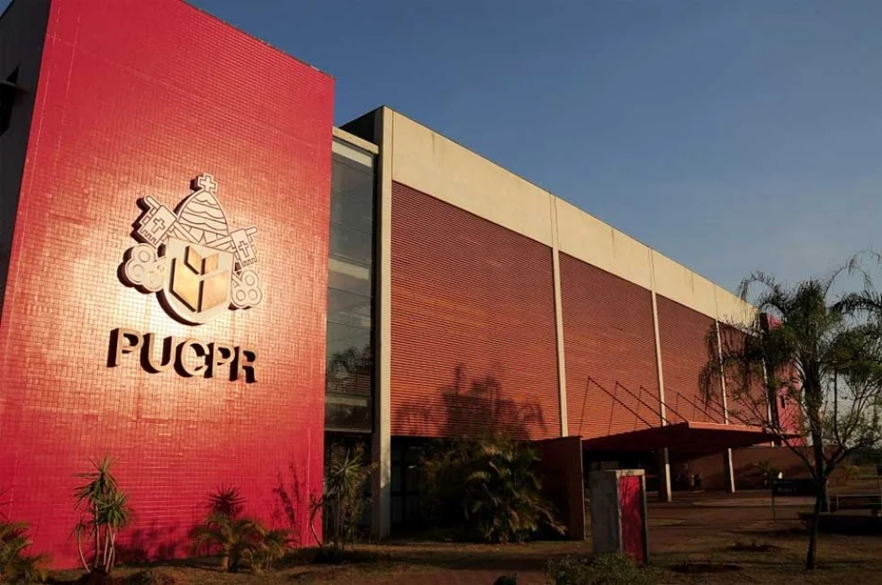 PUCPR Londrina promove ações especiais do Natal Solidário
