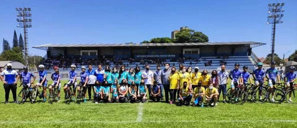 Rolândia: Atletas da cidade são homenageados pela Secretaria de Esportes