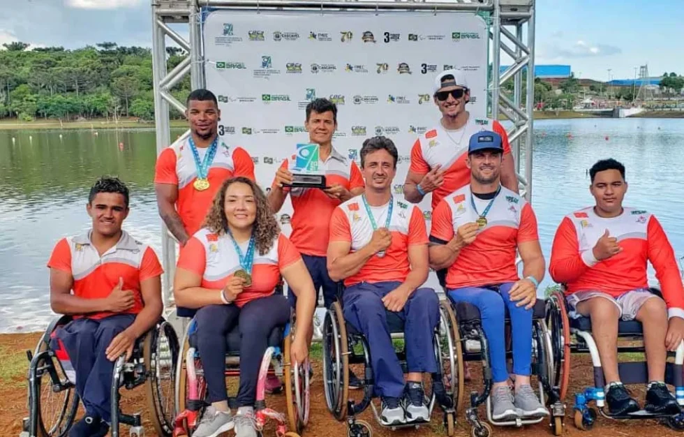 Equipe londrinense conquista segundo lugar no Campeonato de Paracanoagem