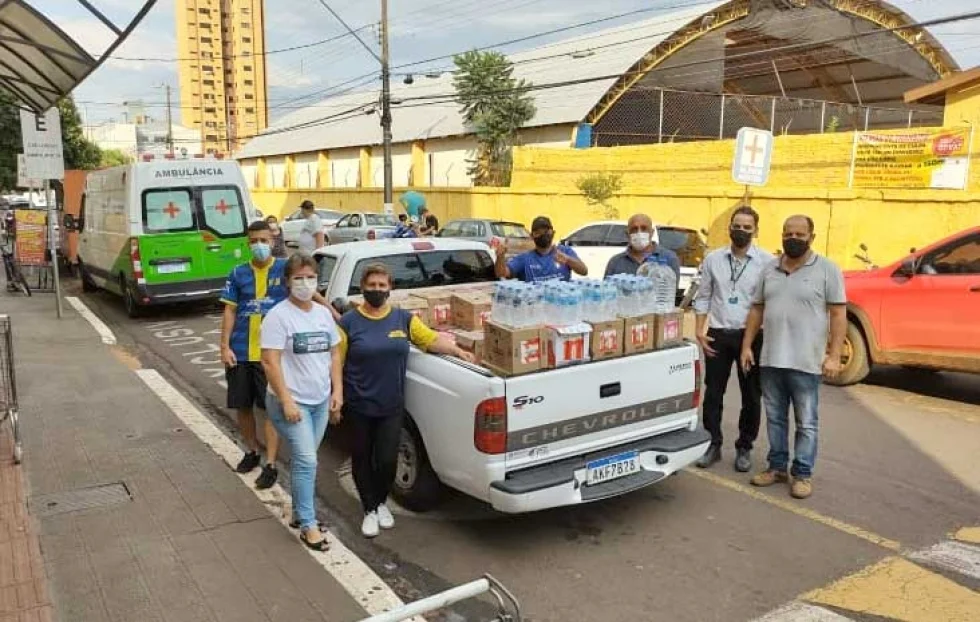 Rolândia: Grupo de futebol faz doação ao Hospital São Rafael