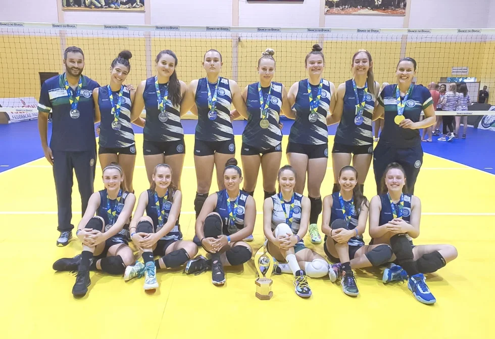 Seleção Paranaense feminina é vice-campeã brasileira Sub-17
