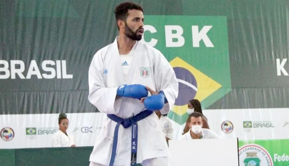 Atleta londrinense vai integrar a Seleção Brasileira no Sul-Americano de Karatê
