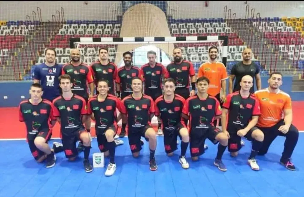 Equipe de handebol masculino de Londrina volta a participar de competições
