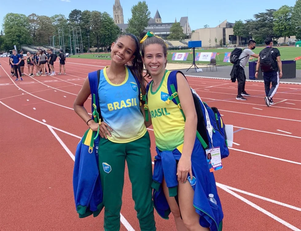 Projeto Londrina atletismo: Júlia garante vaga na final da maior competição escolar do mundo. Nicole tem boa participação