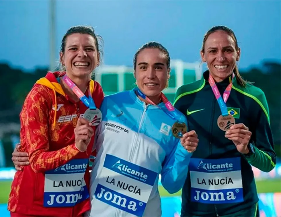 Tatiane Raquel leva bronze no Ibero-Americano de Atletismo