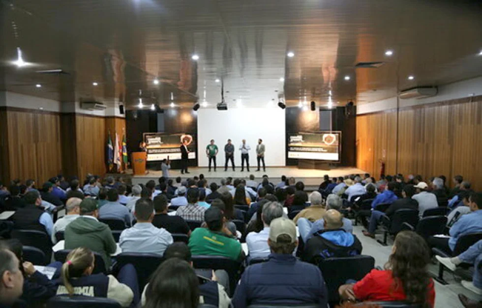 Embrapa traz ao Paraná soluções para maximizar uso de fertilizantes e baixar custo da produção