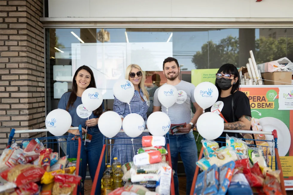 Dia C em Londrina une cooperativas em “blitz do bem” de arrecadação de alimentos