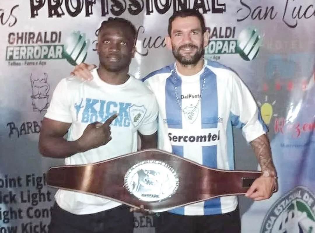 Equipe londrinense de Kickboxing participa de treinos da seleção brasileira