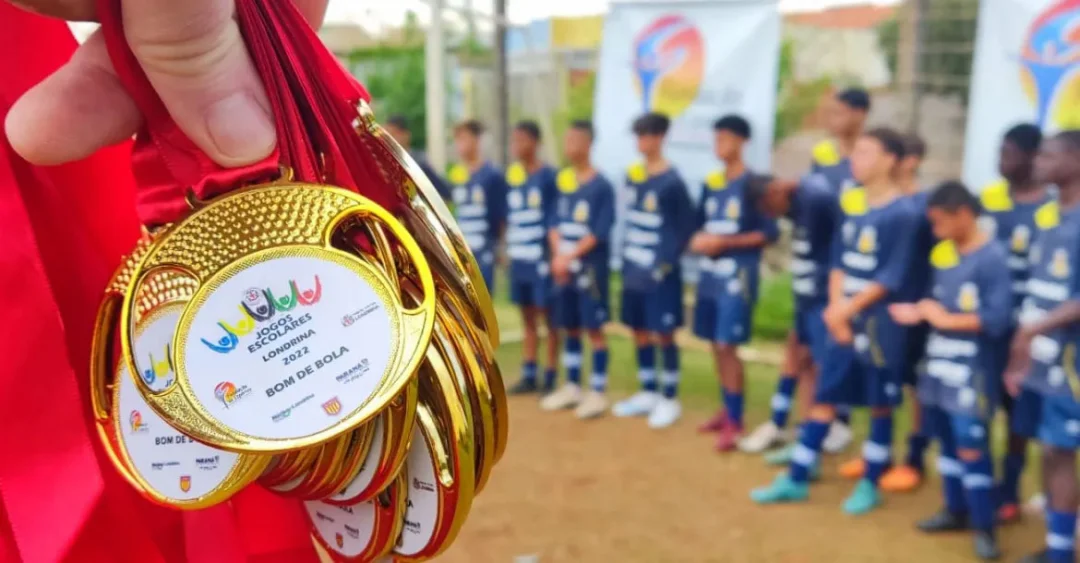 Colégio Heber Soares Vargas vence invicto Campeonato Bom de Bola