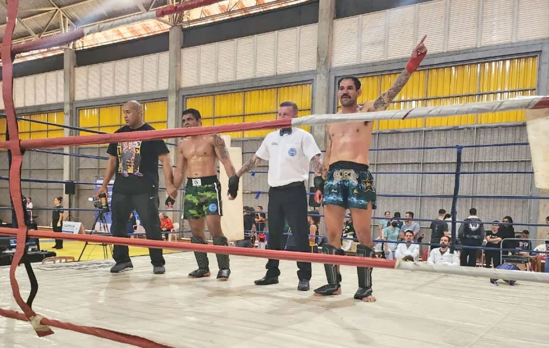 Atletas da Londrina Kickboxing sobem ao pódio e são destaque na Copa Brasil