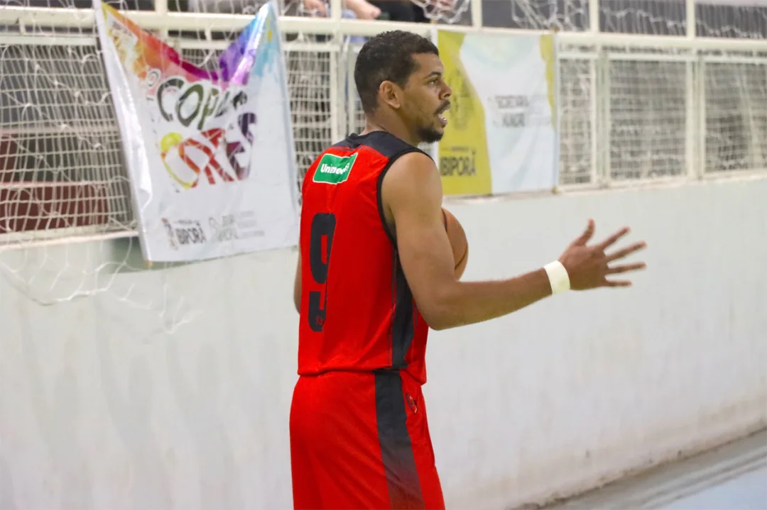 APVE Londrina Basketball vence ADRM Maringá na despedida da torcida