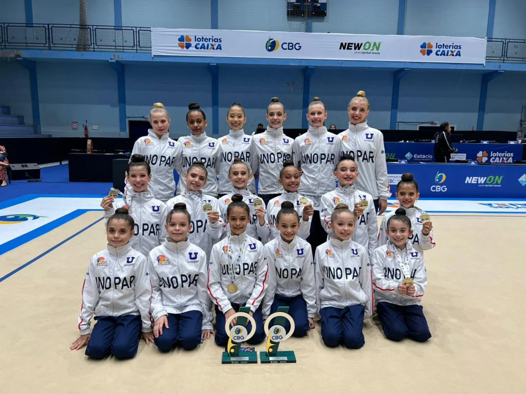 Ginastas de Londrina conquistam os títulos do Campeonato Brasileiro de Conjuntos de GR em Florianópolis
