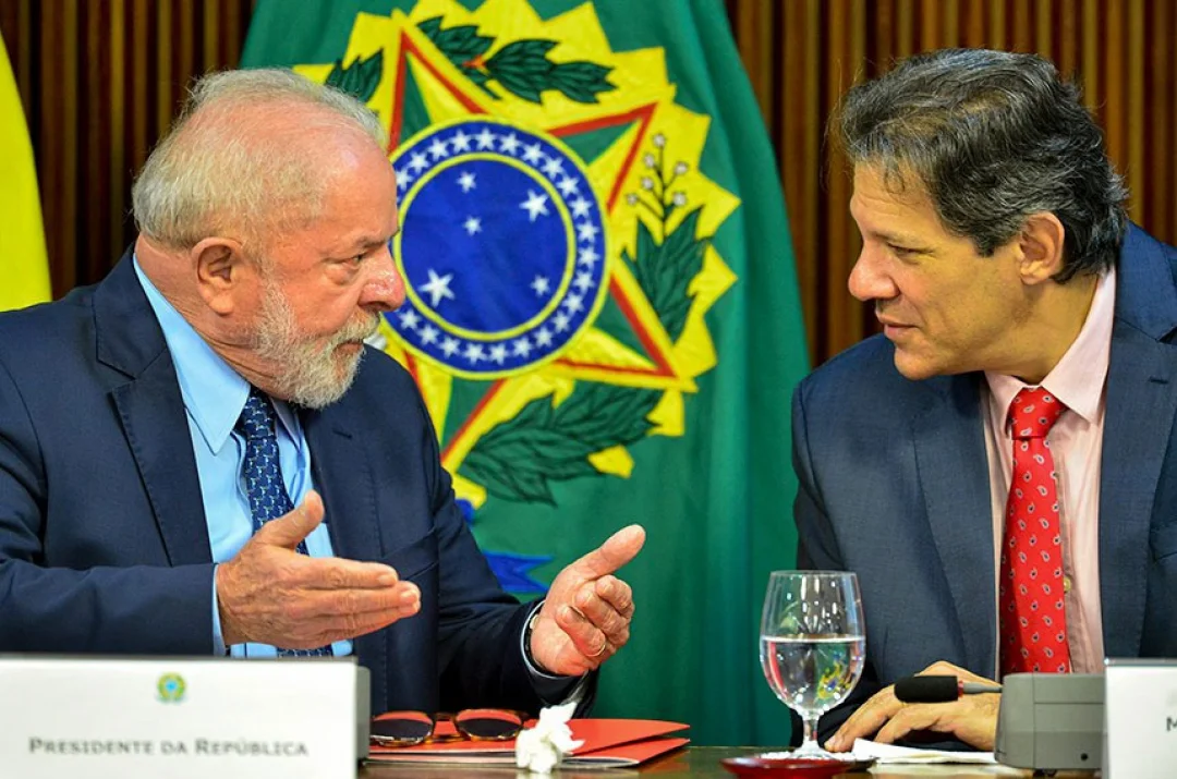 IFI: com mais despesas e sem marco fiscal, futuro das contas públicas é incerto
