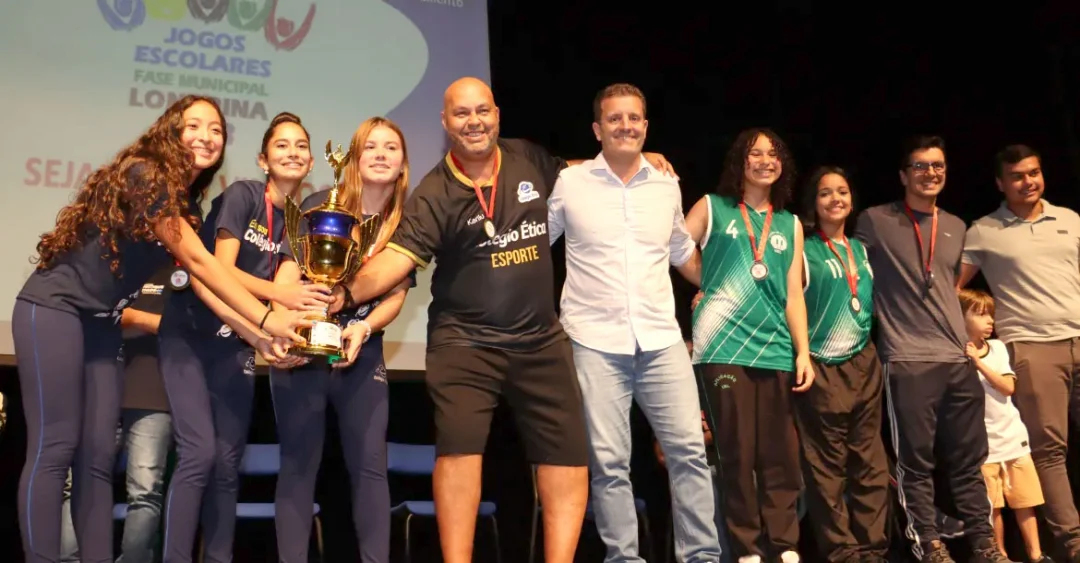 Cerimônia de premiação dos Jogos Escolares de Londrina reúne cerca de 600 estudantes