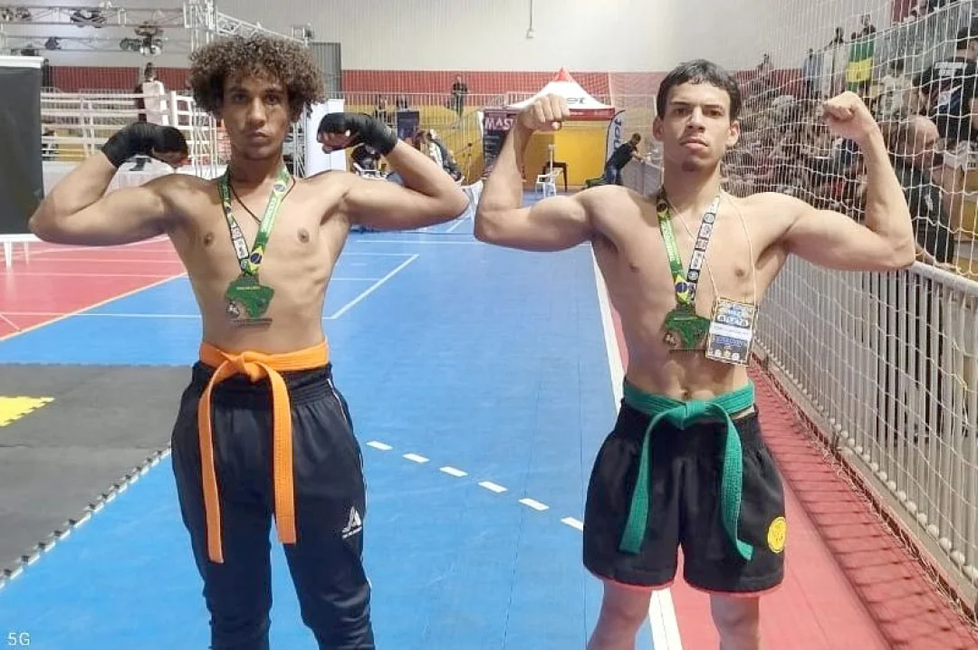 Atletas de Cambé são campeões brasileiros de kickboxing