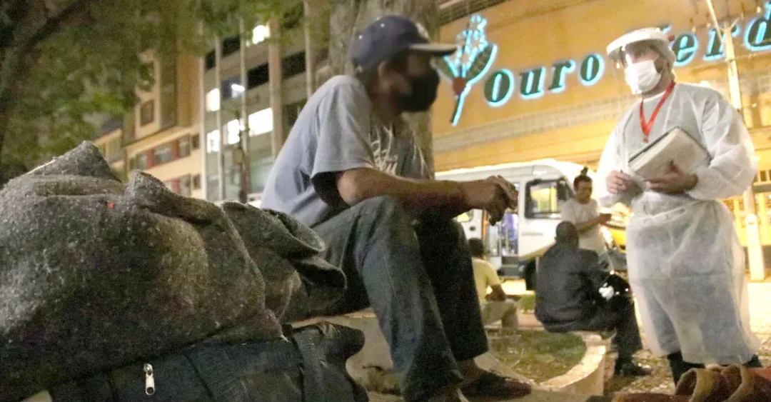Operação Noite Fria oferece atendimento a pessoas em situação de rua