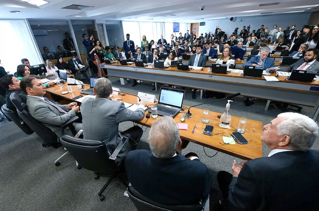CPMI colhe depoimento de Mauro Cid na terça-feira