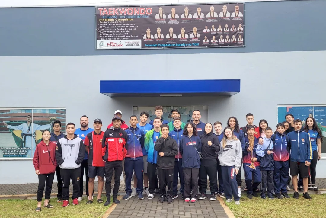 Atletas da Equipe Madureira Participam de Camping da Seleção Paranaense de Taekwondo