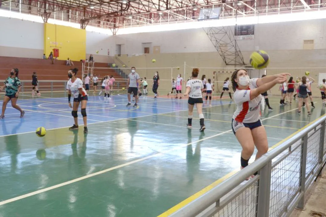 Cambé: Festival de Vôlei reúne cerca de 350 atletas neste sábado (12)