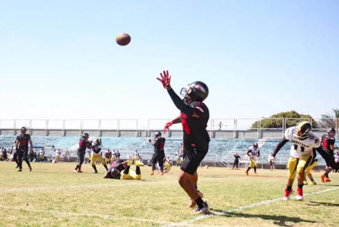 Londrina Bristlebacks faz seleção para atletas de futebol americano e flag football