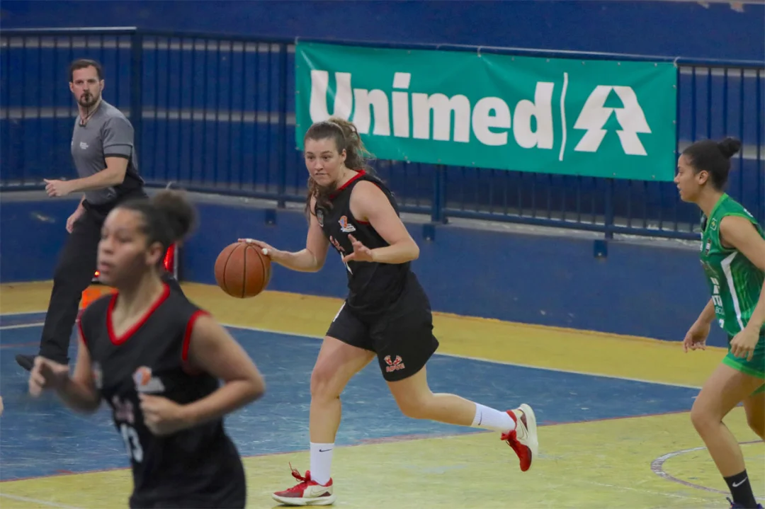 APVE Londrina Basketball sofre revés no Paranaense Feminino