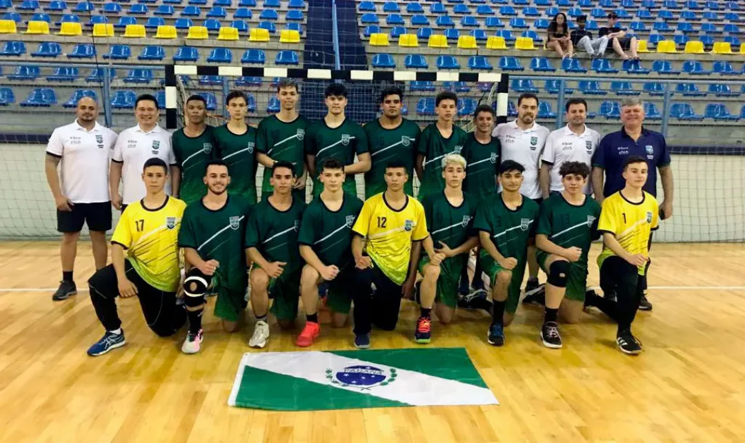 Atleta londrinense de handebol disputa o Brasileiro de Seleções Cadete