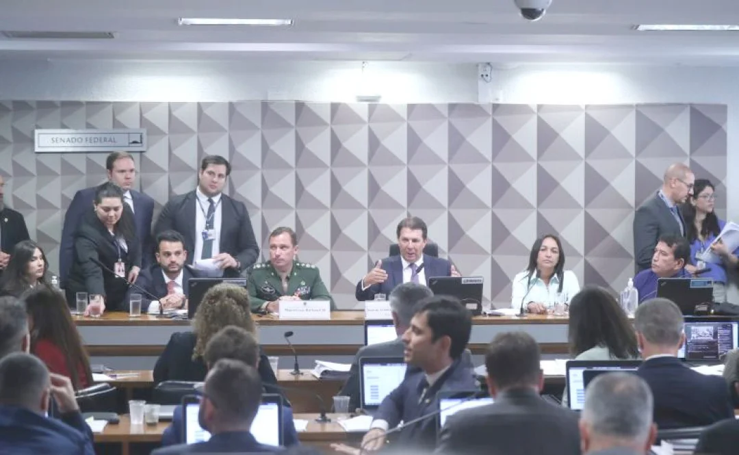 CPMI do 8 de Janeiro ouve militar que movimentou dinheiro para Mauro Cid