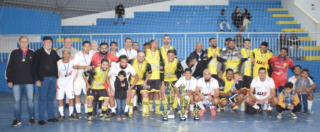 Rolândia: Amigos Do Xuxa/Empório Da Construção é o Campeão do Citadino de Futsal