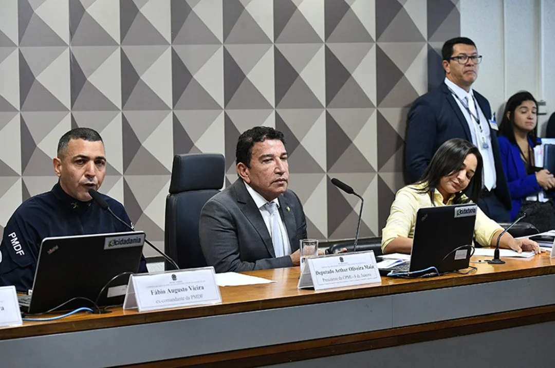 CPMI: ex-comandante da PM fica em silêncio; Eliziane aponta omissão
